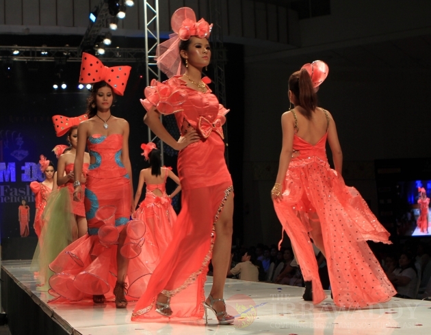 Myanmar Fashion Designer Group's Fashion Phenomenon 2011