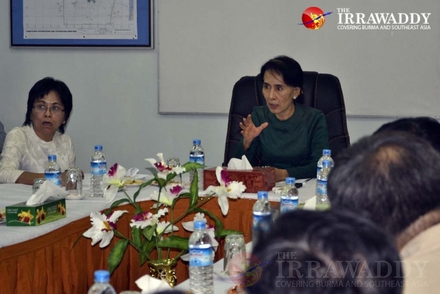 Aung San suu kyi visits
