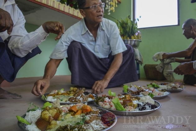 Seeking Blessings from Boe Boe Gyi