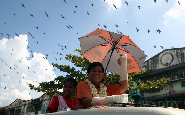 NLD candidate Naing Ngan Lin campaigns