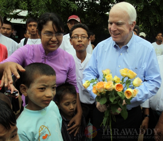 U.S. Senator visit to the activist's shelter for AIDS patients.