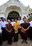 05-11-11 Myanmar democracy leader Aung San Suu kyi visits Anandar pagoda along with her youngest son Kim Aris at Bagan, Myanmar