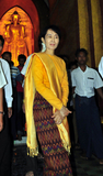 05-07-11 - PHOTO:- Irrawaddy Myanmar democracy leader Aung San Suu kyi visits Anandar pagoda along with her youngest son Kim Aris at Bagan, Myanmar