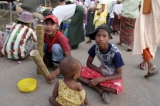 19-02-11 children begging on the street in Burma, a country with very poor social welfare support