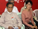 Burma pro-democracy leader Aung San Suu Kyi (Right) and Deputy Leader of her National League for Democracy party (NLD) Tin Oo (Left) participate two days workshop on educating Myanmar farmers at the party's headquarters in Rangoon, Burma.