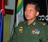 General Min Aung Hlaing delivers addresses during meeting with officials at Kalaw, southern Shan State.