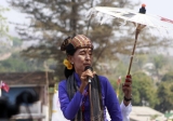 Daw Suu campaign to Theinni, 27 miles from Lashio, 18 Mar 2012, Shan State, Myanmar.