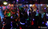 24-12-12 - xmas celebrations - PHOTO - Jpaing party goers dancing on xmas eve in Rangoon