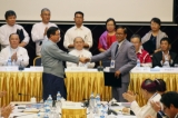 31-03-15 Photo - JPaing / The Irrawaddy Ethnic leaders of the NCCT (R) and members of the Union Peacemaking Working Committee UPWC (L)signed  the draft Nationwide Ceasefire at the Myanmar Peace Center in Yangon
